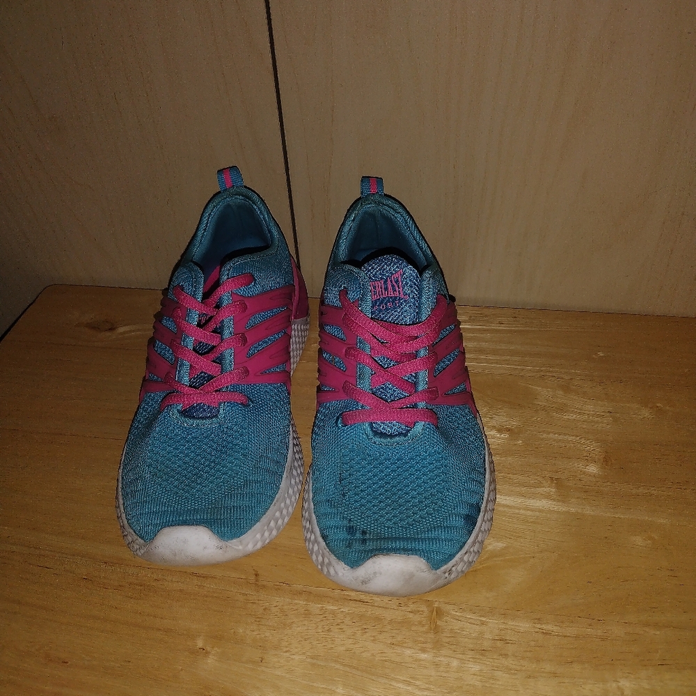 Everlast kids sneakers
